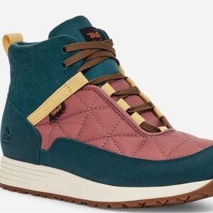 Teva ReEmber Commute waterproof boot